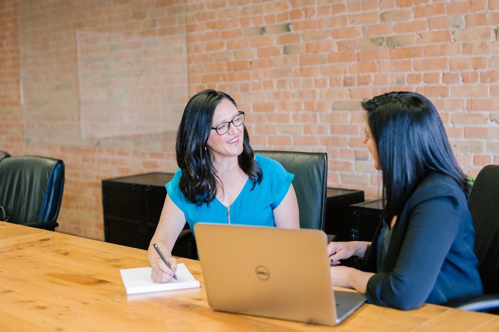 Professional advisors in discussion